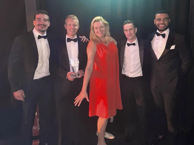 fhhoudqxkaee0dk (1) Cloud9's team celebrate being crowned CRN's Cloud Services Provider of the Year!
